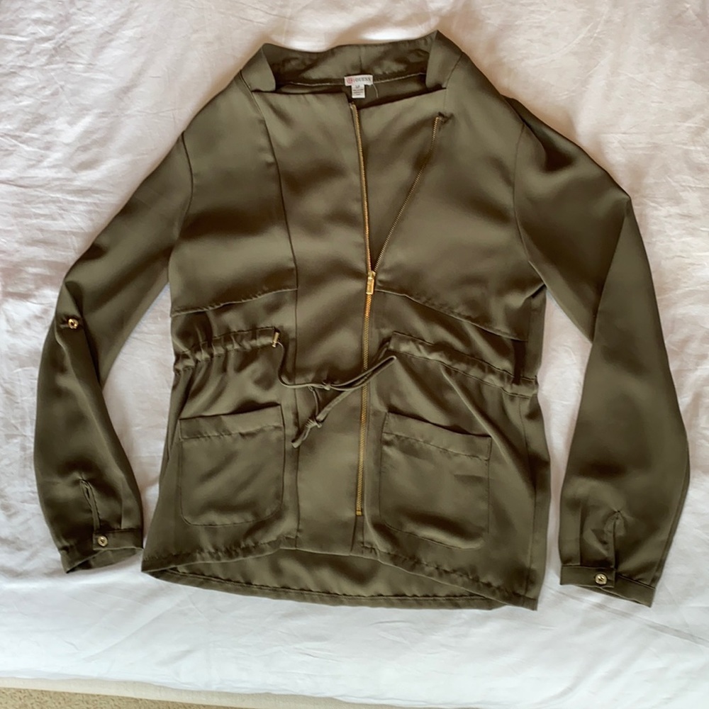 Women’s long sleeve guess top